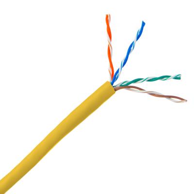 Chine Rouge jaune du fil Cat6 de LAN de câble Ethernet de la veste de PVC Cat5e adapté aux besoins du client à vendre