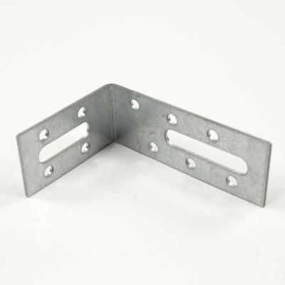 China Rust Resistant Galvanized Angle Brackets For Building Installation for sale