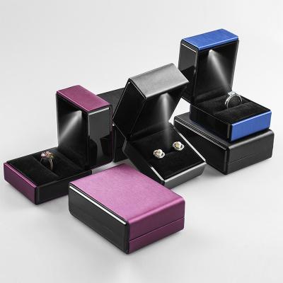 China Black Lacquer Logo Silk Screen Luxury Led Jewelry Package Ring Boxes Custom Jewelry Box With Lights BOX13 for sale