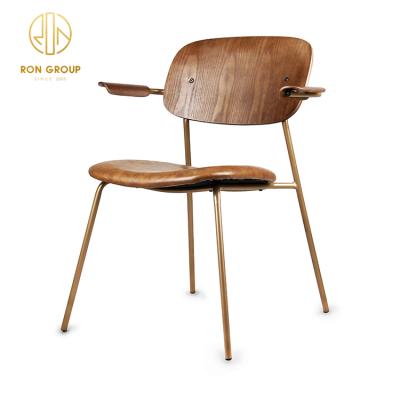 China Sell ​​Comfortable Whole Oak Wood Back Chair With Arms Restaurant Furniture Leather Seat Metal Dining Chair for sale