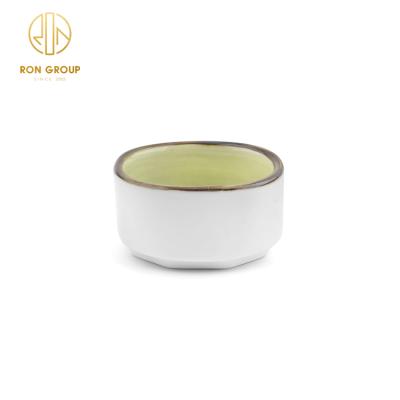 China Viable Wholesale Customized Porcelain Good Quality Green Color Small Cake Bowl High Temperature Ceramic Tableware Ramekin for sale