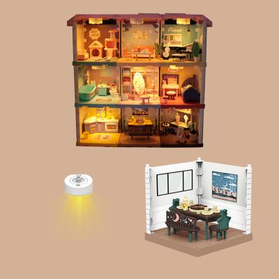 China Miniature Dollhouse With Dolls Furniture Girls DIY Play Toys Doll House Plastic Toys With Light Up Miniature Dollhouse With Dolls Furniture for sale