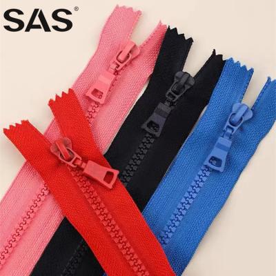 China High Quality Auto Lock SAS Color End-End Plastic Resin Custom Zipper For Jeans Handbag Jacket for sale