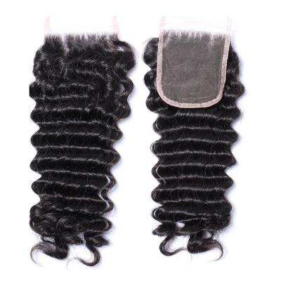 China Deep Wave Pineapple Wave Bundles With Closure , 5X5 Peruvian Loose Deep Wave Hair Bundles With Closure 5X5 Deepwave Hair Bundles With Closure for sale