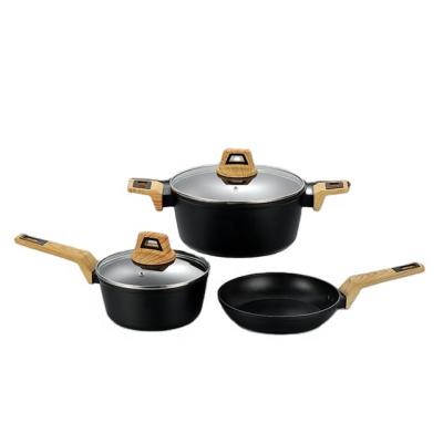 China Durable Forged Aluminum Cookware Non Induction Kitchen Stick Liner Cookware Set for sale