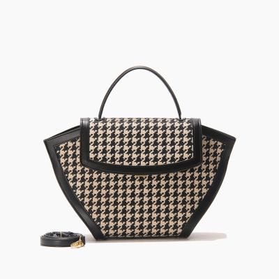 China The Other New Ch CECILIA HERRERA 2022 New Fashion Ladies Messenger Houndstooth Lock Briefcase Bag for sale