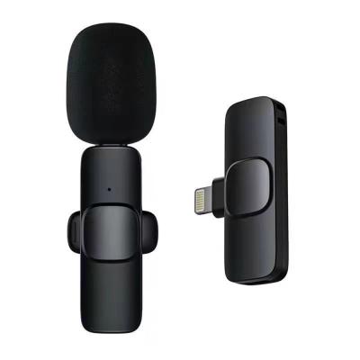 China Lavalier Microphone 2.4g Digital Wireless Lavalier Microphone System for YouTube Facebook TikTok Video Recording for Lightning Plug and Play Type-C for sale