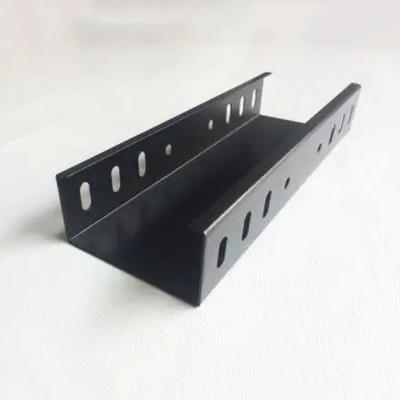 China Extrusions-Wandboden-Silberkabel-Tray mit Steckverbindern zu verkaufen