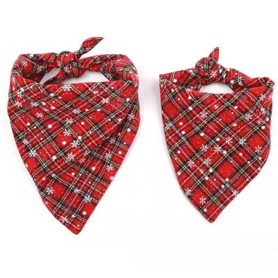 China Custom Viable Custom Snowflake Pet Bandana Collar Triangle Plaid Christmas Dog Bandanas for sale