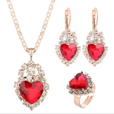 China Fashionable Hot Sale Ladies Fashion Diamond Heart Design Rose Gold Jewelry for sale