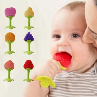 China BPA Free Fast Delivery BPA Free Fruit Banana Shapes Food Grade Sensory Teether Toys Teething Baby Silicone Teether for sale