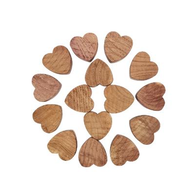 China Viable Top Heart Shape Cedar Moth Insect Repellent Sale 15 PCS 2.7cm Cedar Wood Aromatic Wooden Block for sale