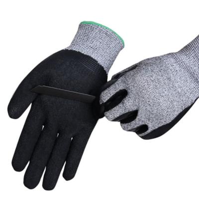 China HPPE Cut Proof Breathable Nitrile Coated Safety EN388 Diving Cut Resistant Level 5 Proof Protection Work Gloves for sale