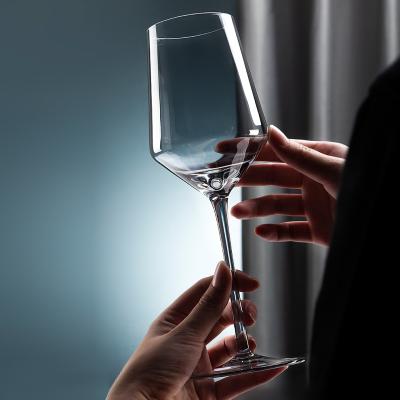 China Crystal Wholesale Smoke Gray Color Lead Free Drinking Glass Set Red Wine Gift Crystal Goblet Wine Glasses For Restaurant Wedding Events for sale