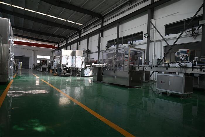 Verified China supplier - Suzhou Lingyao Pharmaceutical Equipment Co., Ltd.