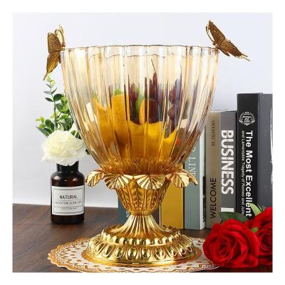 China Crystal Glass Nordic Serving Tray Fruit Dish Home Decoration Living Room Fruit Tray Creative Brass Candy Brass Bottom Store for sale