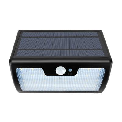 China Motion Sensor Integrated Solar Garden Lights Outdoor IP65 Waterproof Remote Controller IP65 Led for sale