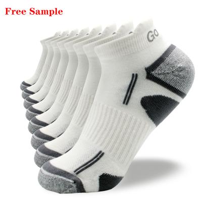 China Custom Sizes White Logo Football Soccer Socks Viable Fast Breathable Designer Mens Sport Socks for sale