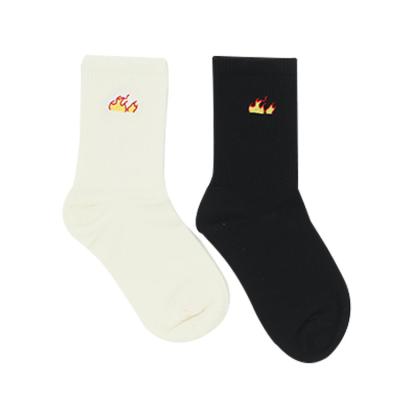 China Custom Embroidery Japanese Korea Student Crew Socks Flame Pattern Young Cheap Student Cotton Viable Unisex Women for sale