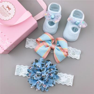 China China Manufacturer Antibacterial Newborn Baby Gift Set Headband Baby Anti Slip Shoes Toddler Socks for sale