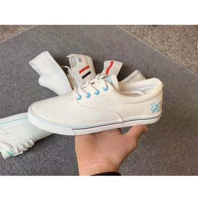 China 2020 New Casual Dress Size 36-40 Stock Women's Shoes Canvas Shoes Fashionable Ladies Running Shoes for sale