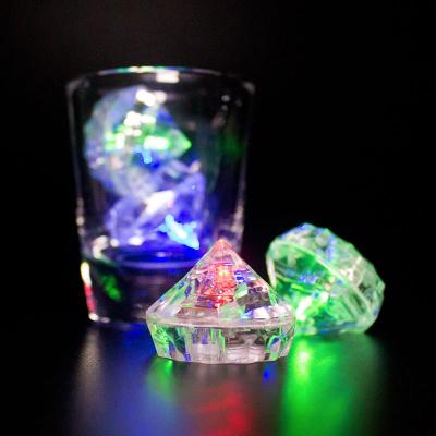 China Switch On The Bar Diamond LED Speedy Ice Cubes Slow Down Instant Ignition Color Crystal Cube Water-Activated Automatic Changing Ice Cube For Romantic Party for sale