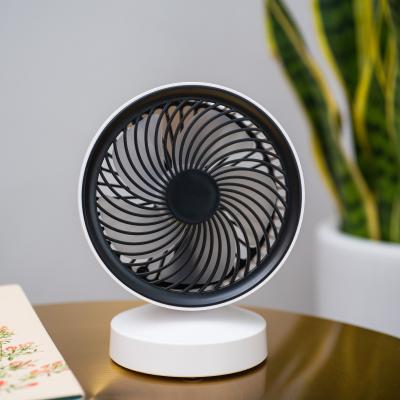 China New Cool Pure Copper Motor Fan Low Noise ABS 5V Personal Mini Fan Classic Fan for sale