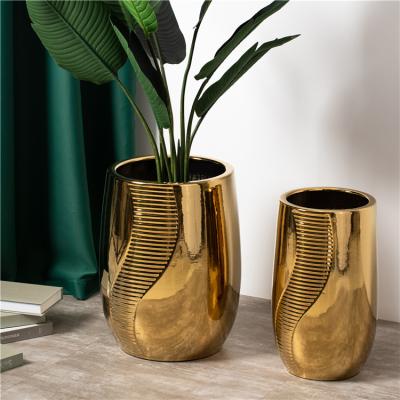 China Tall Minimalist Vertical Floor Decor Home Hotel Large Plating Gold Ceramic Flower Pots Planter Pots for sale