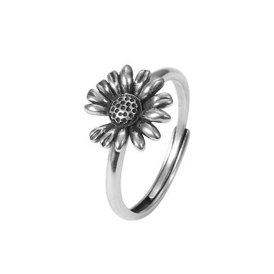 China Trendy Design Daisy S925 Fashion Open Rings For Women Gift Sun Flower Adjustable 925 Sterling Silver Ring Factory Price for sale