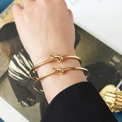 China 2021 New FASHION Waterproof Jewelry 18K Gold Plated Open Bangle Bracelet Stainless Steel Cuff Knotted Bracelets For Women for sale