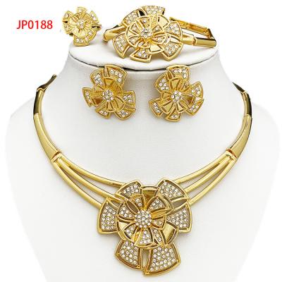 China 4pcs/set Dubais Latest Hot Selling Flower Shape Charm Jewelry Sets Fashion Wedding Bridal Gold Plated Fine Jewelry Set for sale