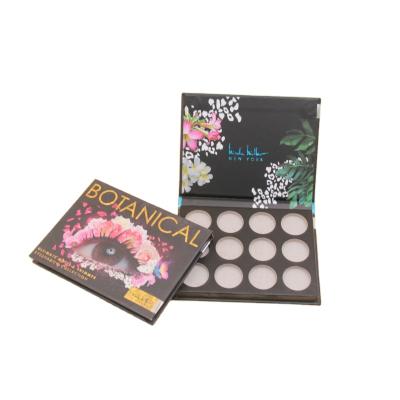 China Recycled Materials Custom Empty Eyeshadow Palette Box With Mirror And Magnetic Closure for sale