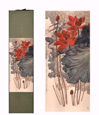 China Classic Wall Art Scroll Silk Painting Craft Calligraphy For Gift Lotus Gold Thread for sale