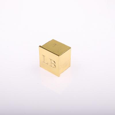 China Non Spill Zinc Alloy China Factory Hot Selling Special Perfume Lids Cover Crown for sale