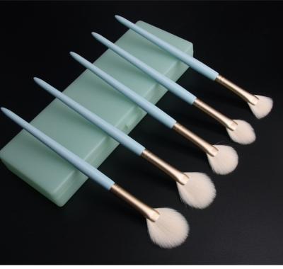 China Flat Brush Highlight Makeup Travel Makeup Brush Set 5 Pcs Fan Brush Small Blush Makeup Brush Blue for sale