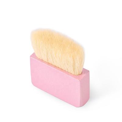 China Fan Brush New Portable Custom Good Quality Goat Hair Cosmetic Blush Brushes With Plastic Handle Flat Surface Square Kabuki Brush Pink for sale