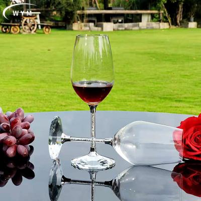 China Isn't The Customizable Cocktail Red Wine Factory Diamond Crystal Goblet Wholesale Glass Glass Latest Design for sale