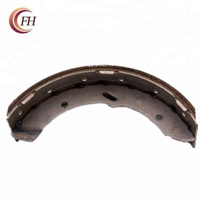 China 911 hi-q engine parts brake shoe in dubai. S682 for sale