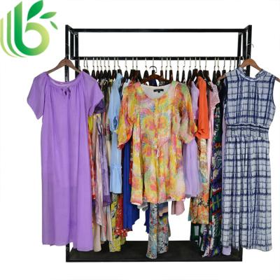 China All Kind Used Ladies Clothes Used Women Dresses Used Clothing Balls Auction Used Ball Clothes For Woman And Baby for sale