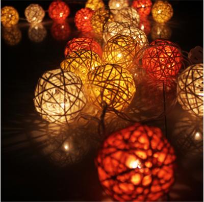 China Rattan Balls String Lights Decorative Hanging Rattan Cotton Ball String Lights Battery Operated Christmas Led Cotton Ball Lights for sale