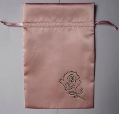 China Recycled Trendy Promotional Silk Drawstring Bags / Satin Drawstring Pouch For Women for sale