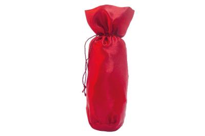 China Red Taffeta Jewelry Drawstring Punch With Round Base For Gift for sale