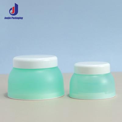 China Empty PP Cosmetic Jars Transparent Wide Mouth Plastic Container With Lid for sale