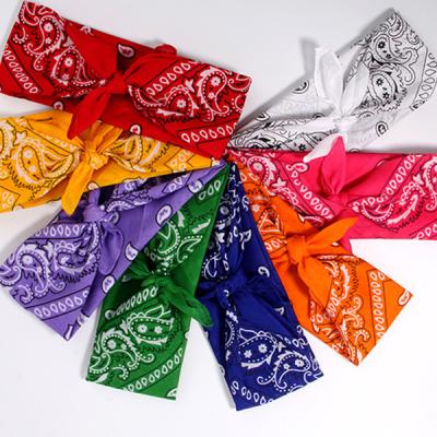 China Peel The Neck Scarf Custom Pet Friendly Paisley Motorcycles Digital Printed Cotton Bandana for sale