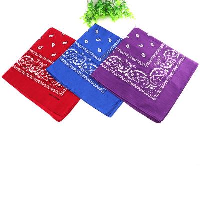 China Multifunctional Used Double Sided Paisley Bandana Printed Custom 100% Cotton Bandana In Stock for sale