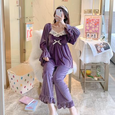 China Low Price High Quality Warm Women's Sleepwear Suit Winter Pajamas Thermal For Women Sleepwear Pajamas Loungewear Gold Velvet for sale