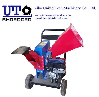 China petrol engine biomass chipper in woodchip maker tree shredding machine woodchipper manufacutre be customzied OEM for sale