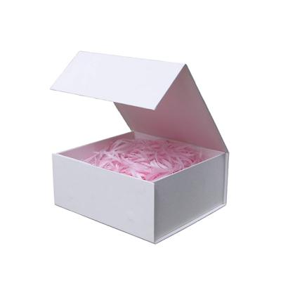 China Recyclable Customize Large Black Foldable Magnetic Closure Gift Cardboard Gift Luxury Paper Box For Apparel Wedding Dress Packaging for sale