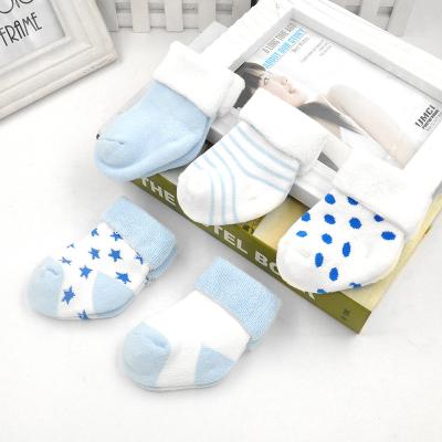 China Sustainable Kids Sustainable Cotton Knock 1-3 Years 5 Pairs Autumn Winter Patterns Thick Warm Baby Sweat-absorbent Socks for sale