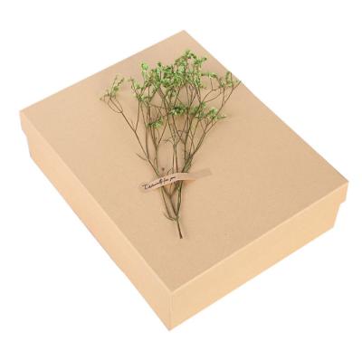 China Recycled Materials Like Dry Flower Packing Box Kraft Paper Box Birthday Gift Box for sale